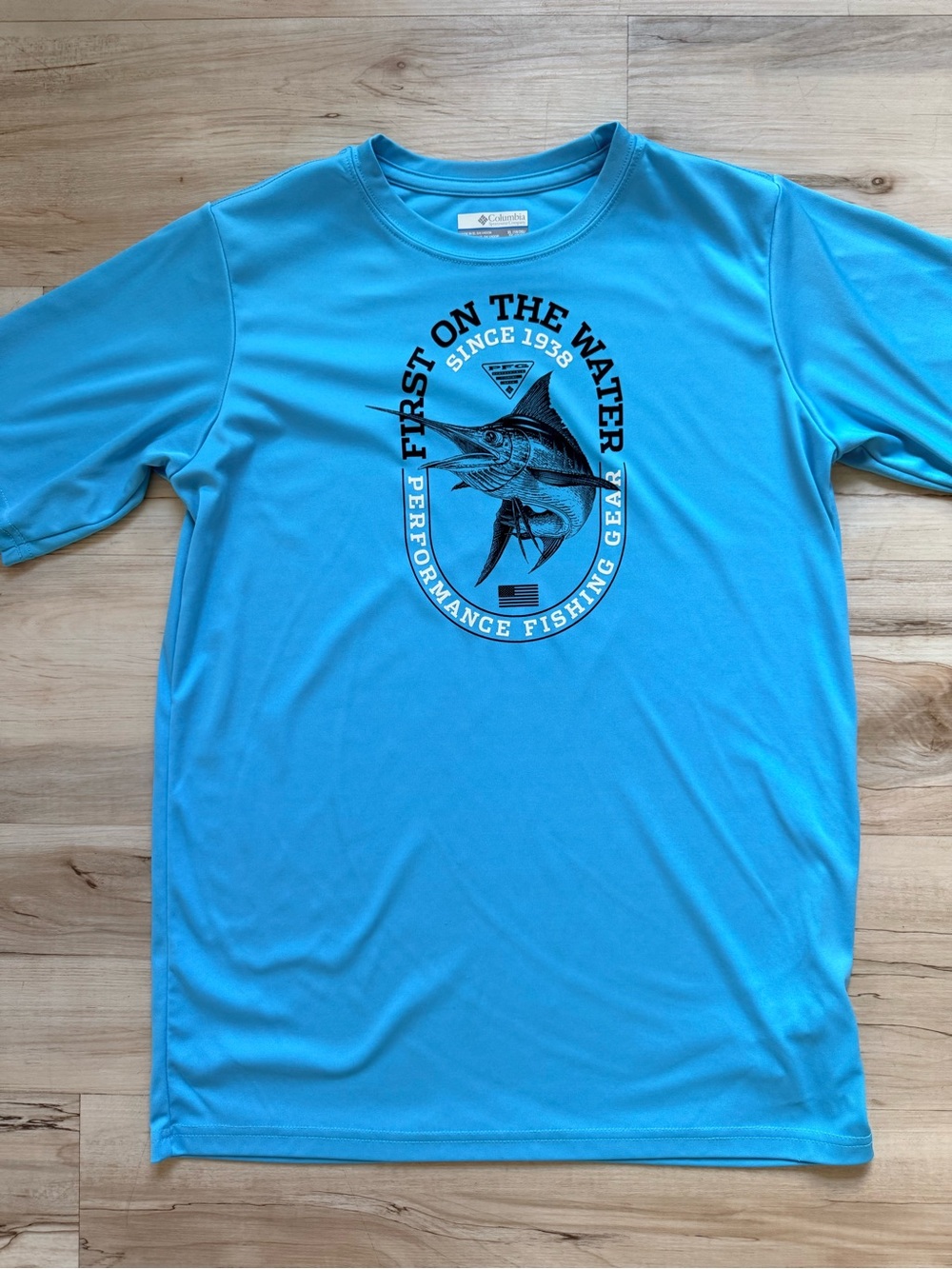 Columbia PFG Boys XL 18/20 Blue First on the Water Fishing Graphic T-Shirt